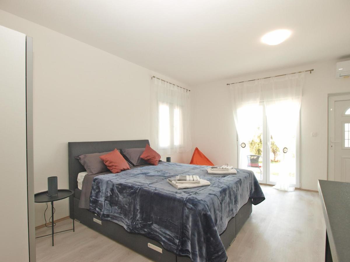Apartment Florinda 2091 Póla Kültér fotó